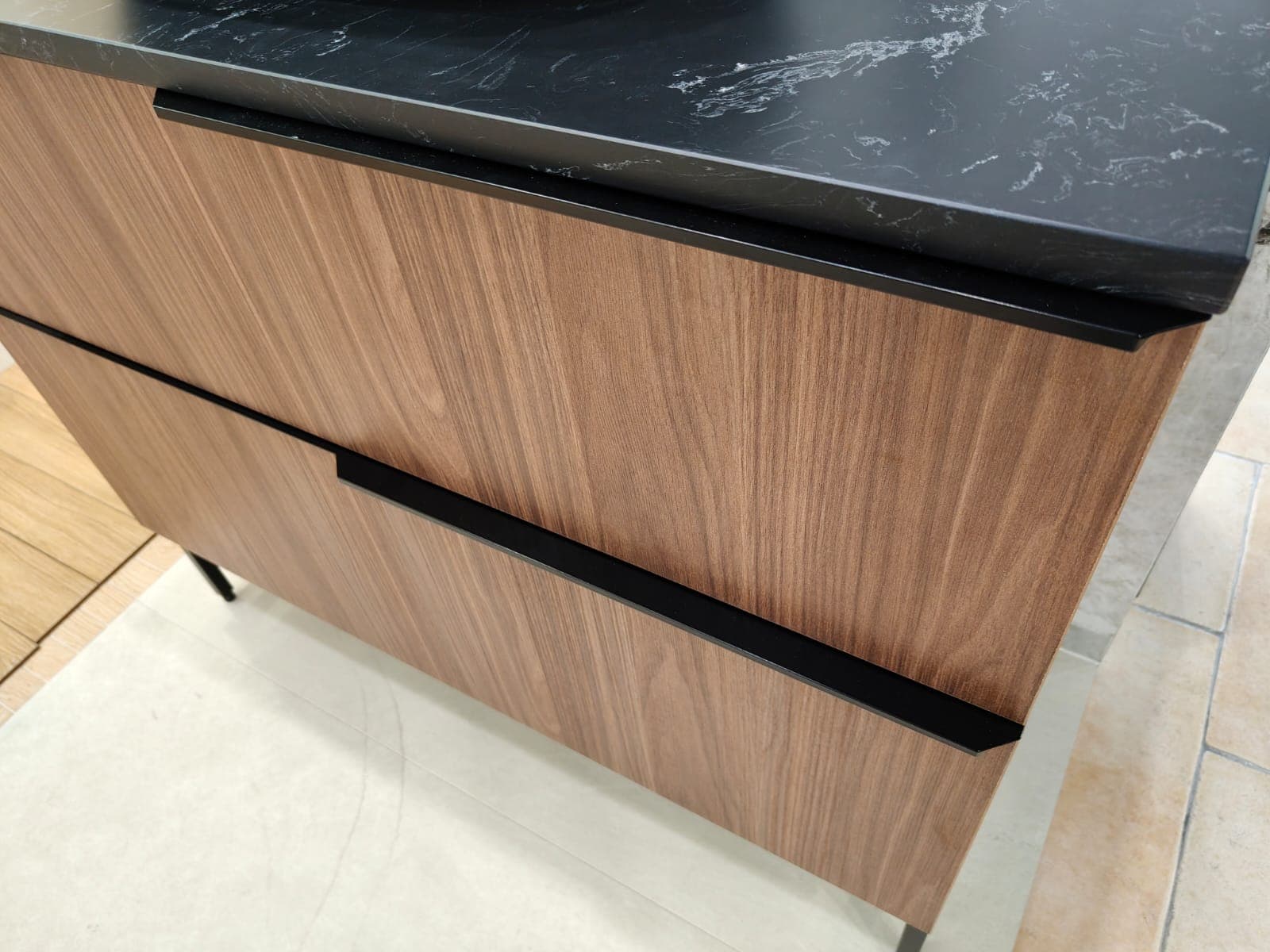 ELITA  RE121000047160   168650  UCHWYT SOHO BLACK MATT 100 1 SZT. (L-998/R-958)   *400 - Powystawowy Nowy Sącz