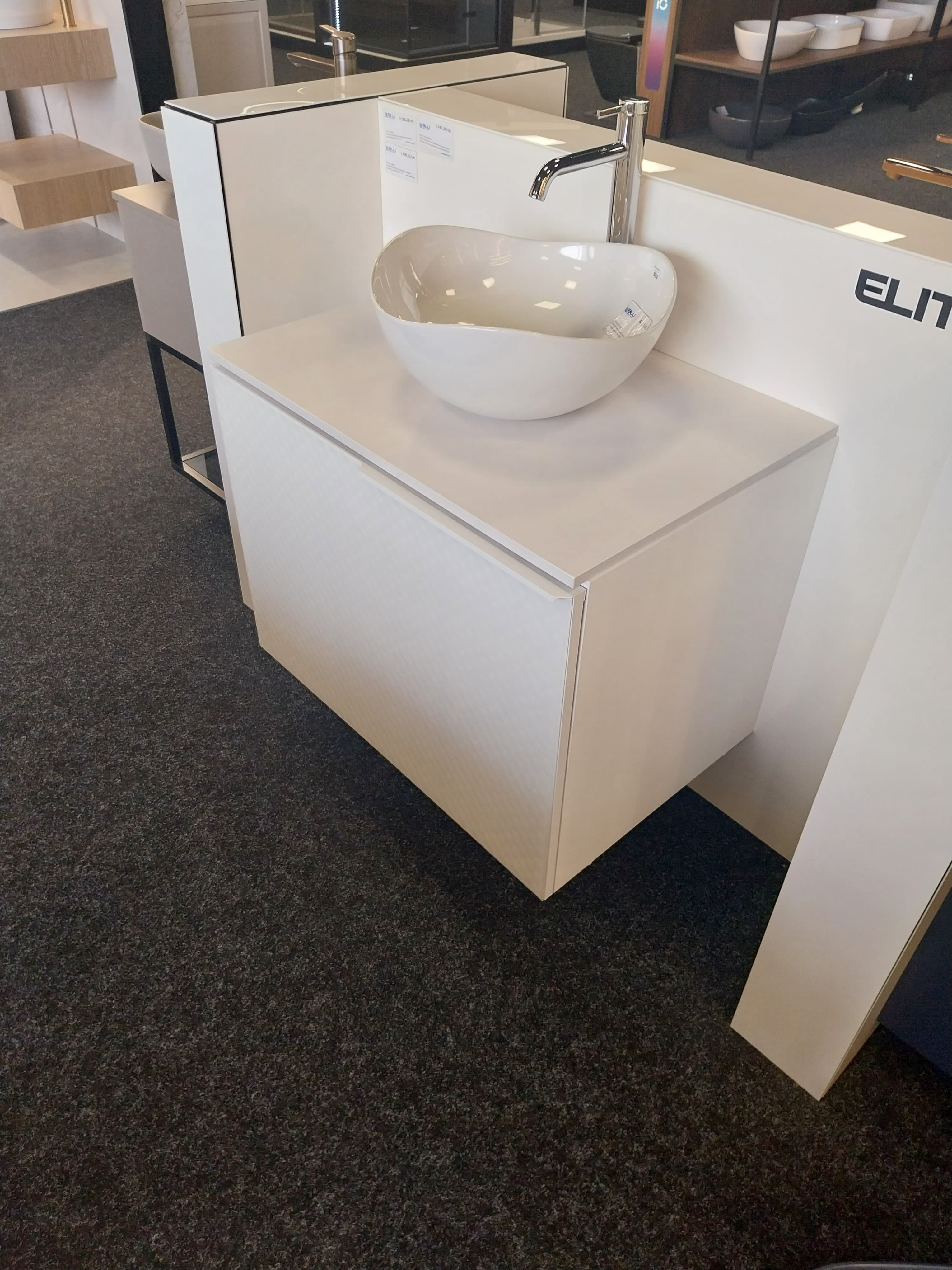 ELITA  RE010700165290   168380  SZAFKA GLAM 70 1S+1S WHITE MATT PDW   *4  **ekspo - Powystawowy Kraków