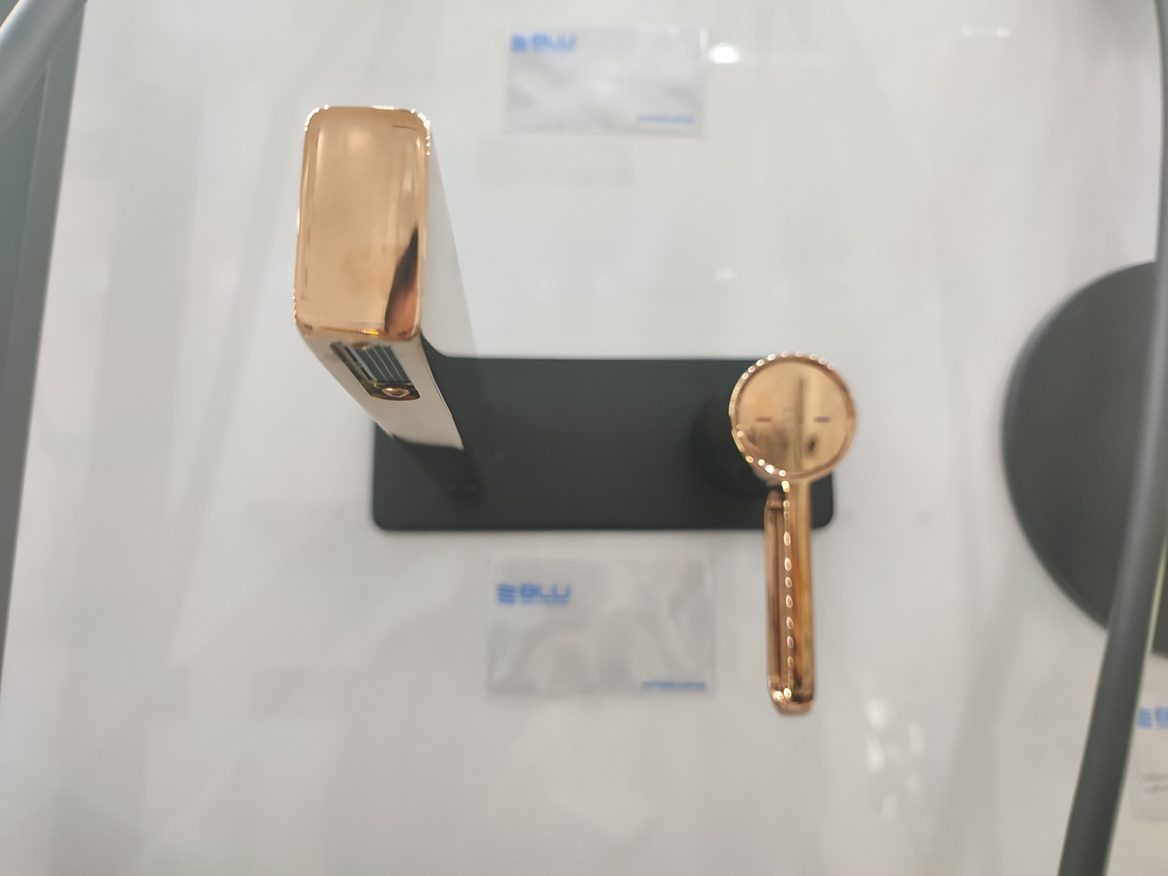 FDESIGN ZAFIRRO Bateria umywalkowa podtynkowaz korkiem click-clack różowe złoto - czarny FD1-ZFR-3PA-25 **ekspo - Powystawowy Skierniewice