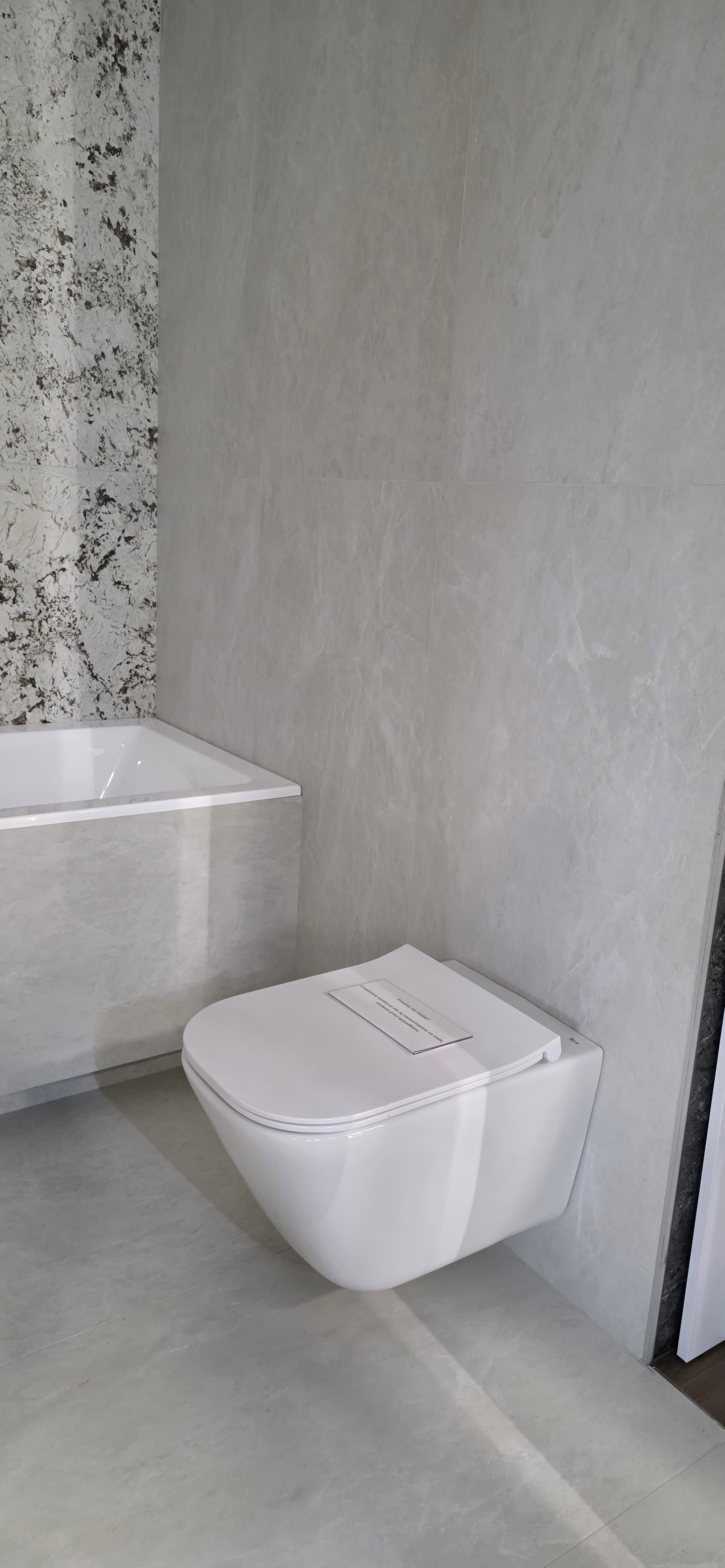 ROCA GAP deska wolnopad. WC duroplast  SLIM A801482211*5  *5 - Powystawowy Łódź Pojezierska