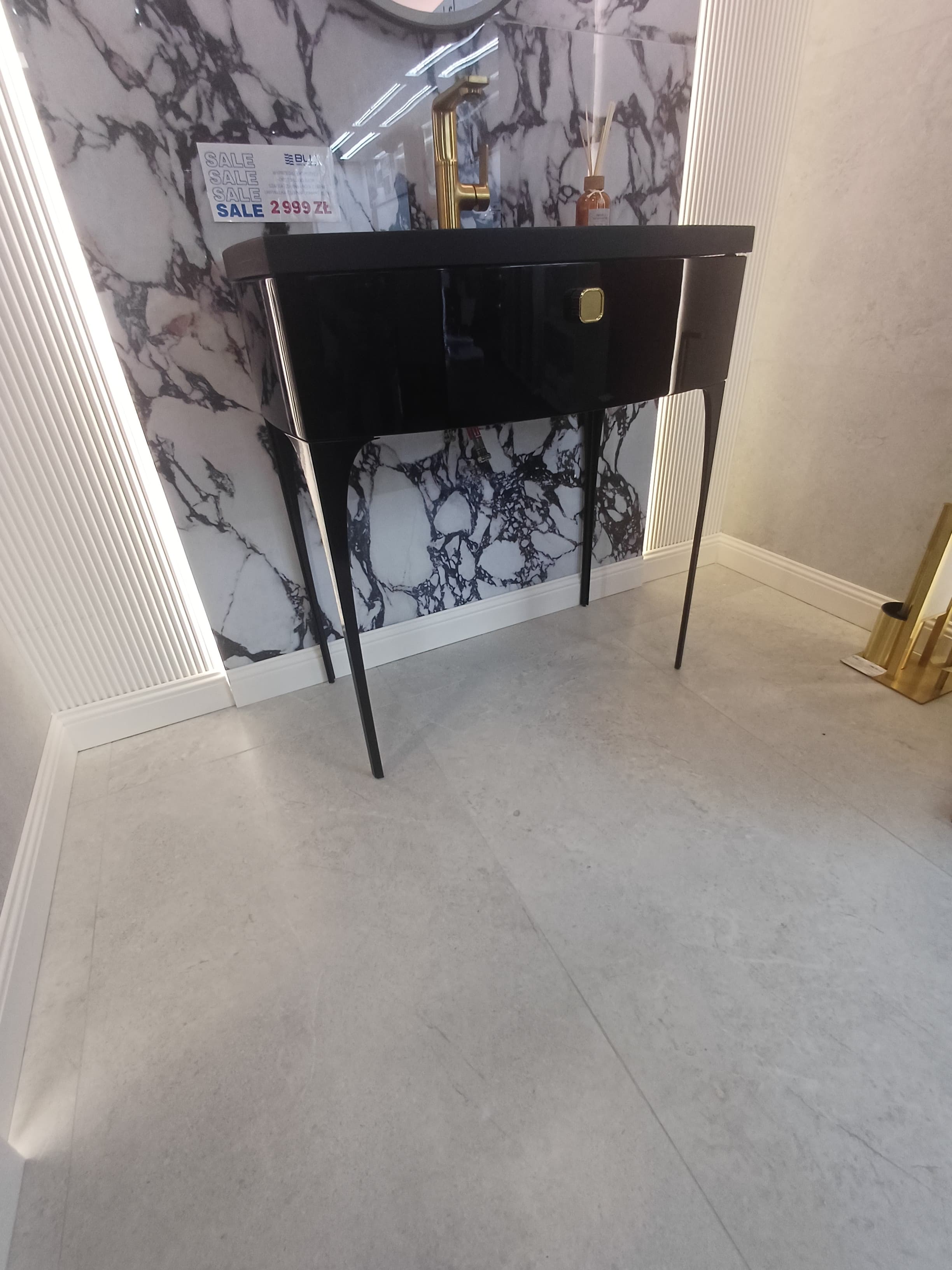 ORISTO LOUIS - szafka podumywalkowa 82 cm., jedna szuflada kolor: czarny połysk  OR50-SD1S-82-7  **ekspo - Powystawowy Katowice