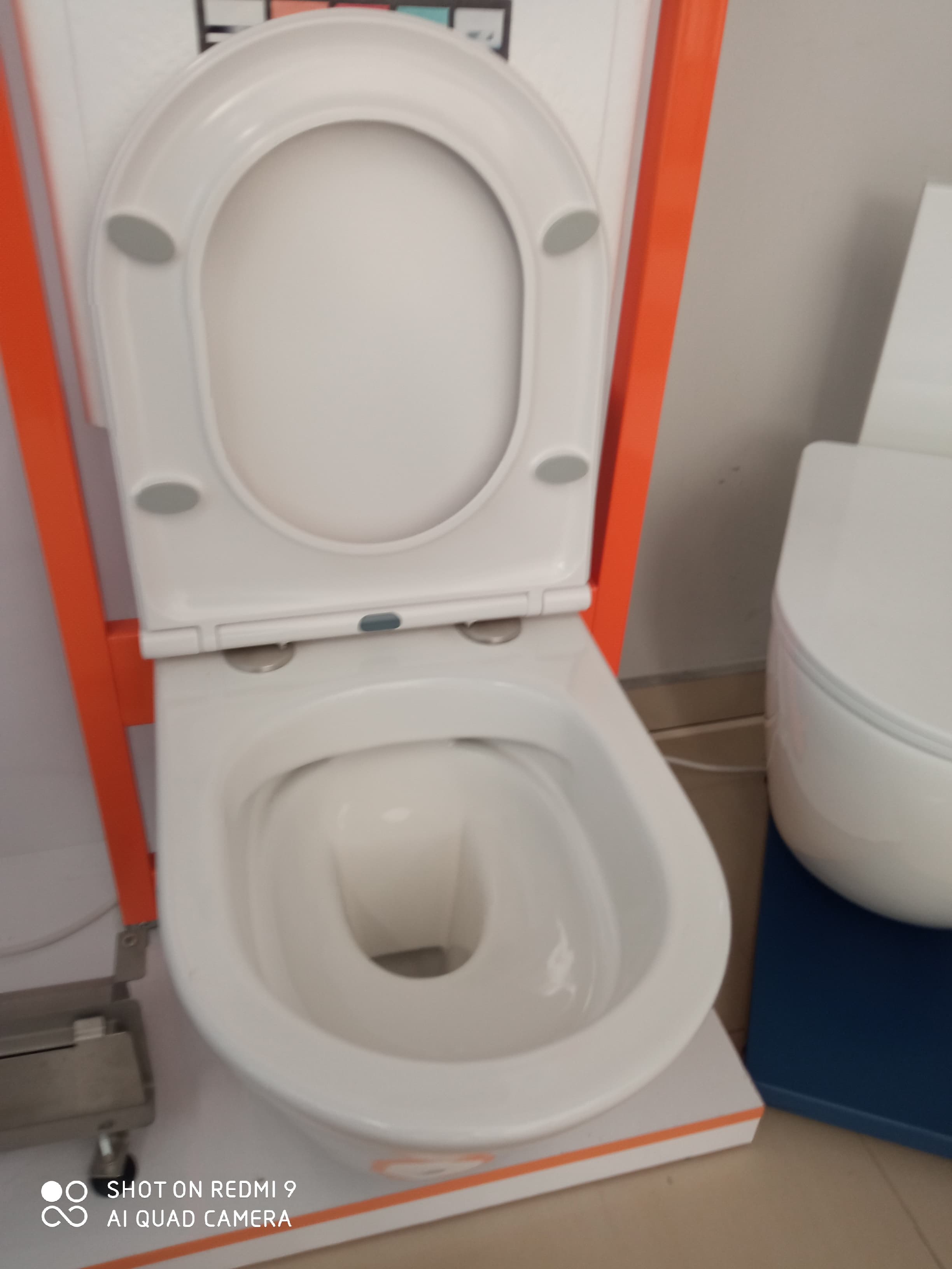 IO SENJA miska wc wisząca Rimles 47x36 z deską duroplast slim wolnoopadającą z funkcją łatwego wypinania CEIO.4504.470.WH *12 - Powystawowy Giżycko