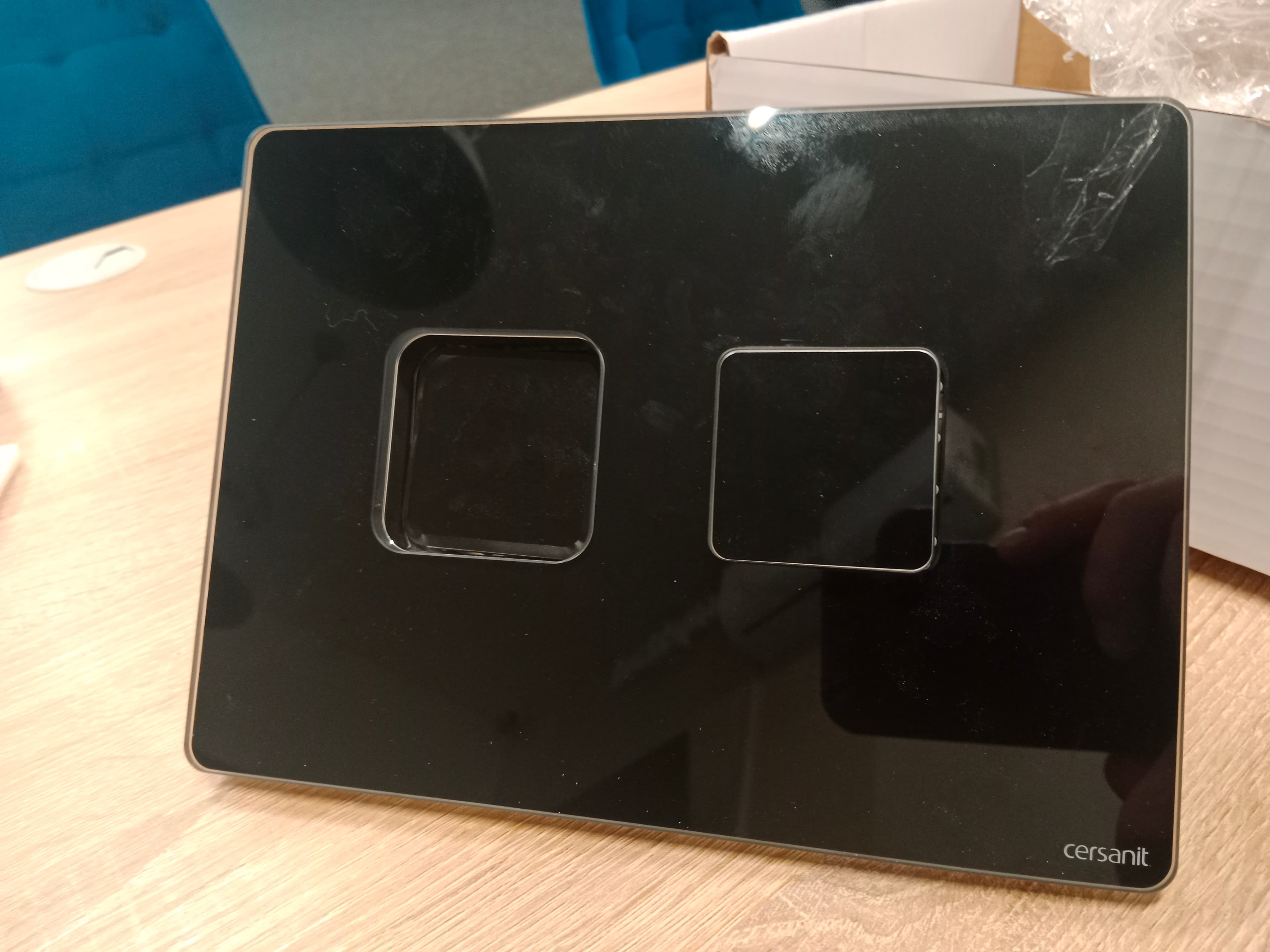 CERSANIT PRZYCISK PNEUMATYCZNY ACCENTO SQUARE SZKŁO CZARNE  S97-058  outlet - Uszkodzony Zamość