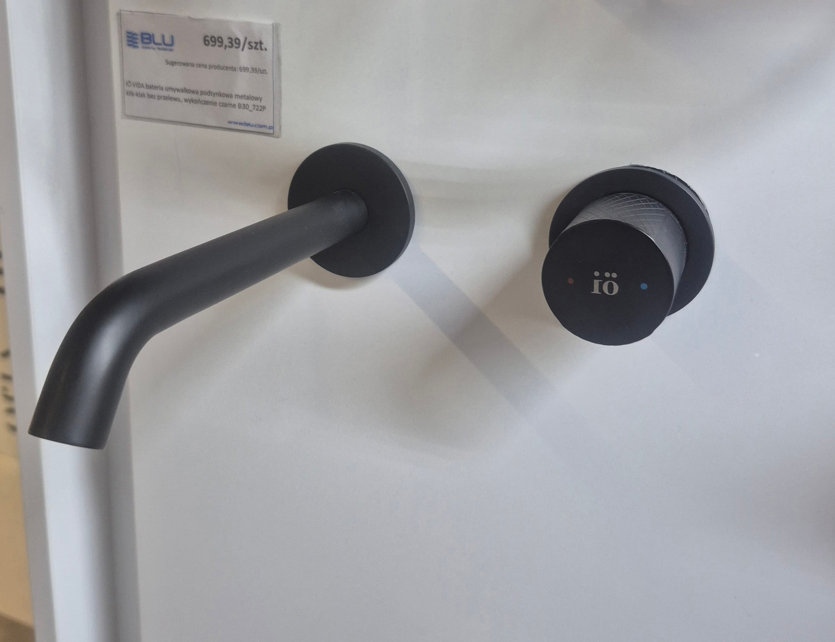 IO VIDA bateria umywalkowa podtynkowa metalowy klik-klak bez przelewu, wykończenie czarne B30_722P - Powystawowy Zduńska Wola