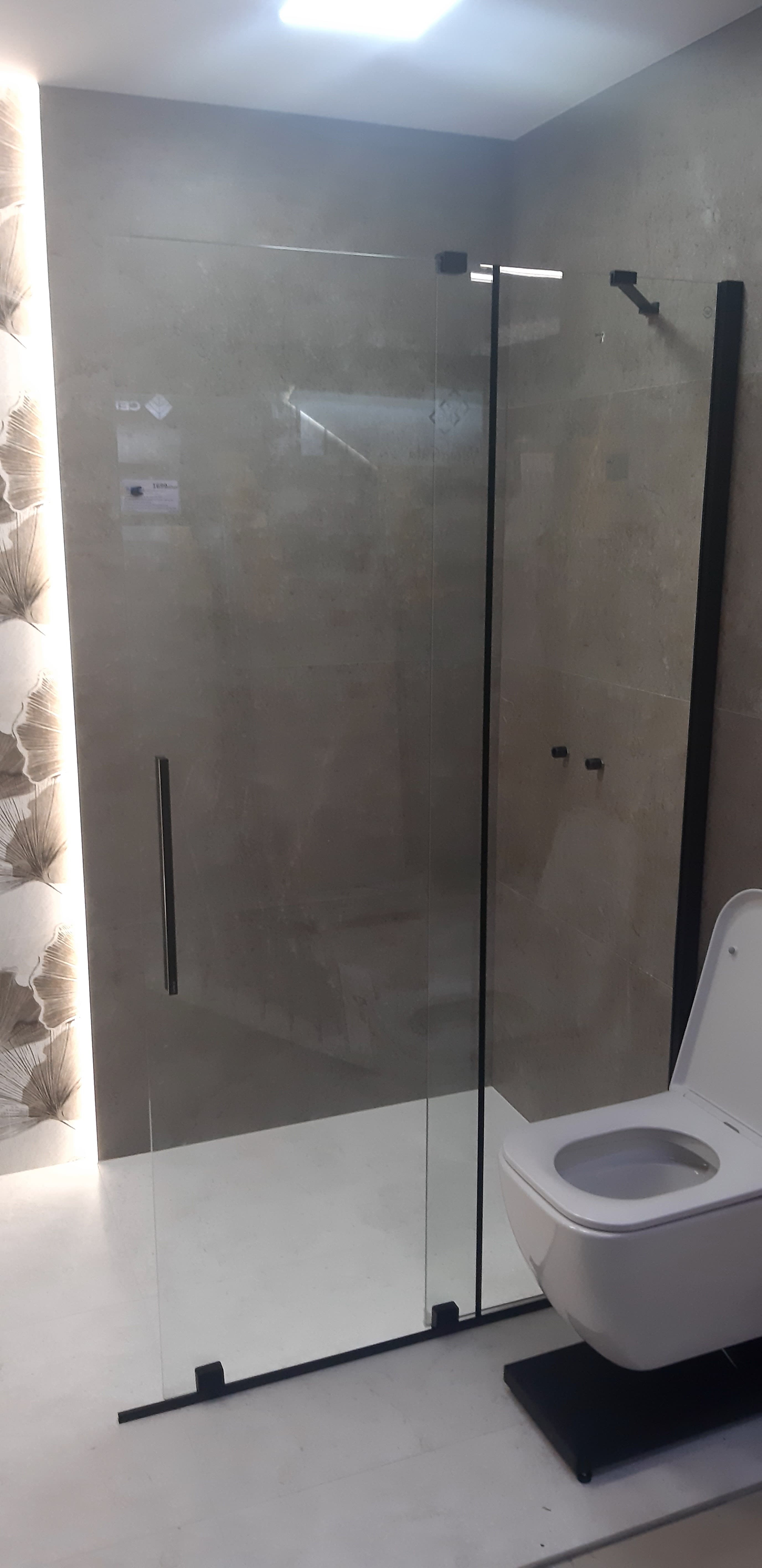 DEANTE PRIZMA Ścianka prysznicowa walk-in - przesuwna  KTJ_N32R nero - Powystawowy Bochnia