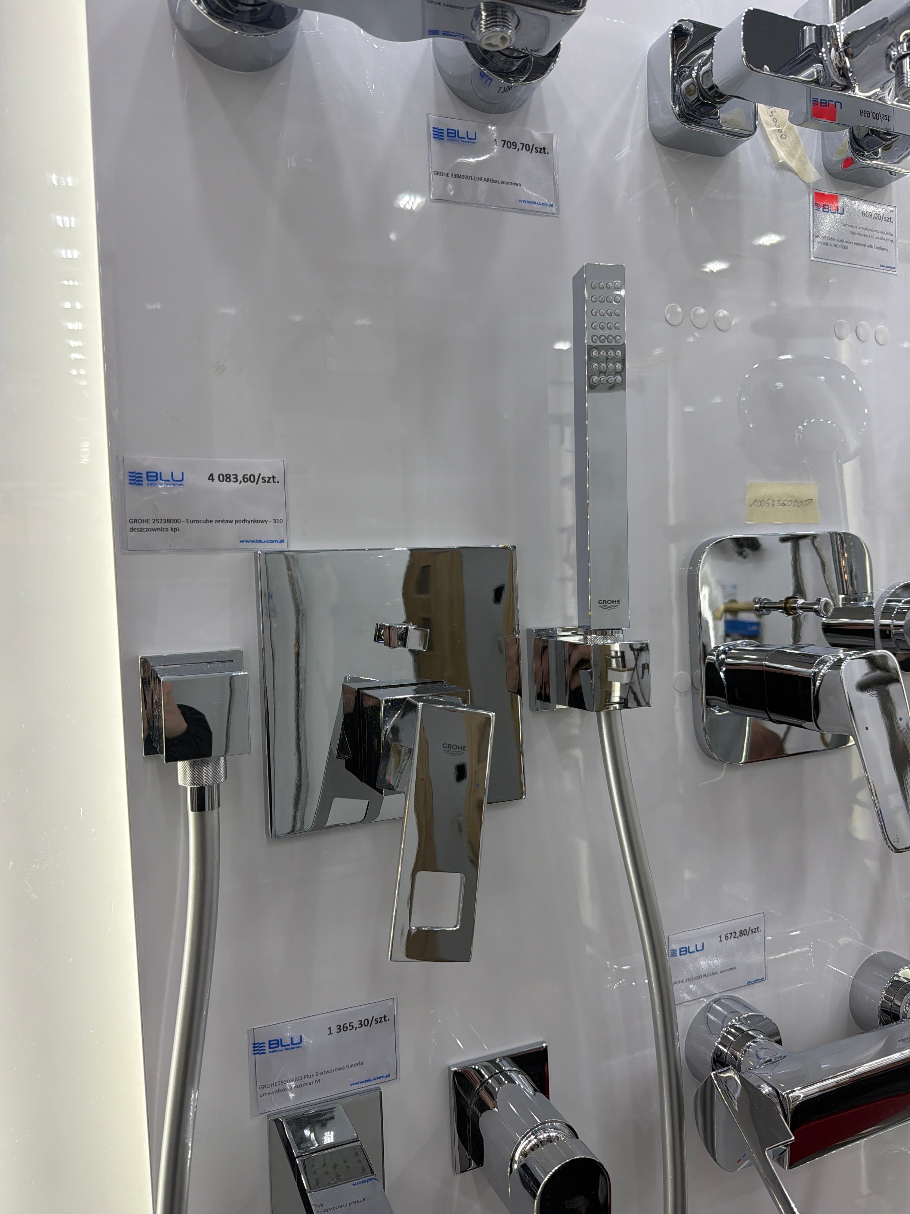 GROHE 25238000 - Eurocube zestaw podtynkowy - 310 deszczownica kpl. - Powystawowy Łomża