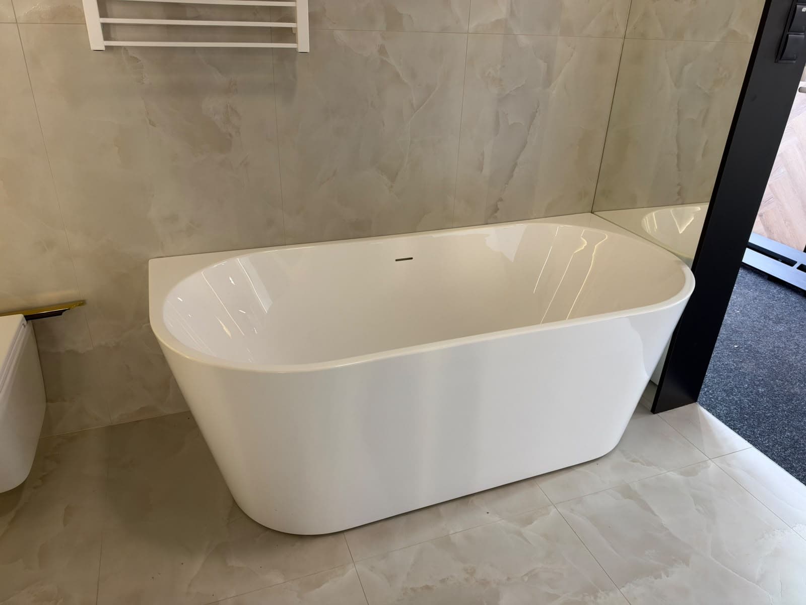 IO SULA PLUS wanna  przyścienna ze zintegrowaną obudową  160x75x58 WW.P.SULPL.160 *W  **ekspo - Powystawowy BLU Salon Łazienek Jelenia Góra