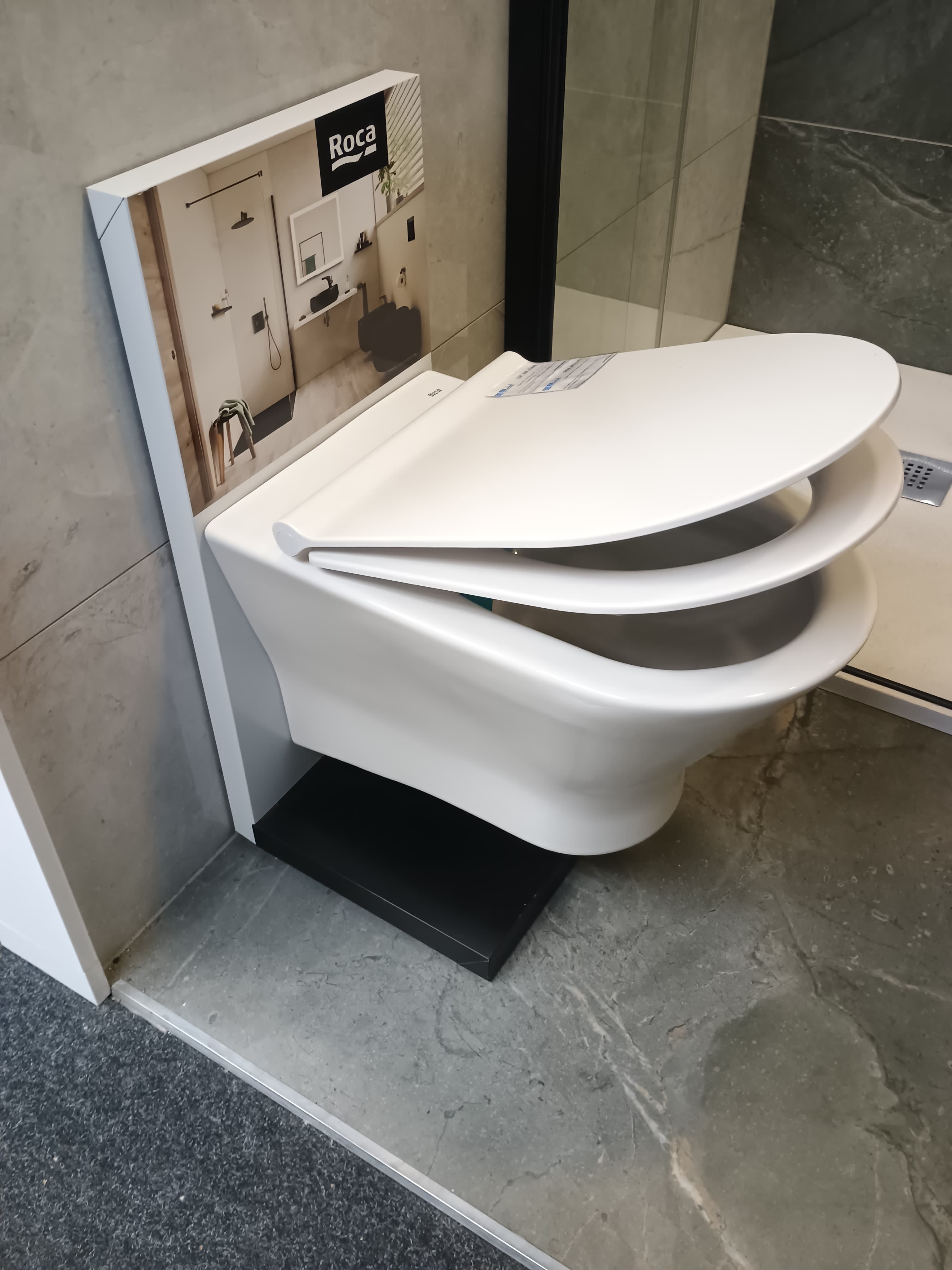 ROCA NEXO RIMLESS MISKA PODW. Z DESKĄ SLIM A34H64L000  *12 *W  **ekspo   *W - Powystawowy Łódź Zgierska