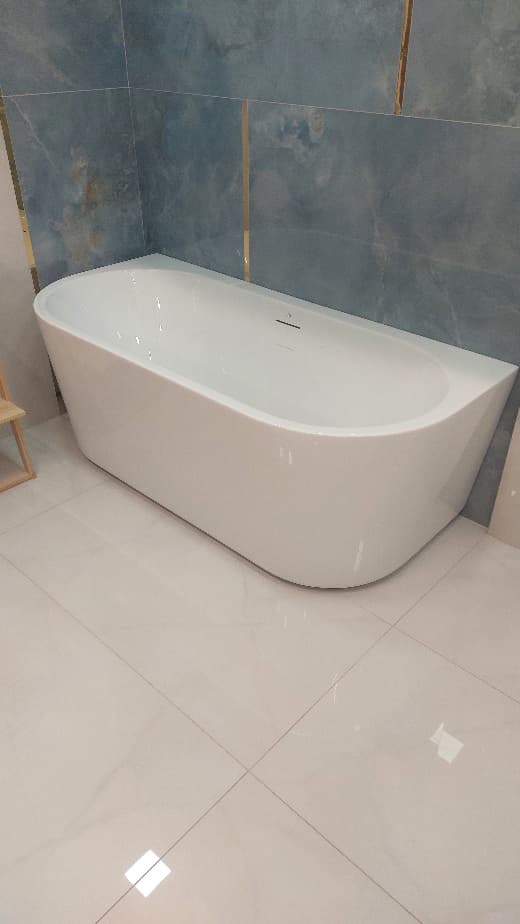 IO wanna przyścienna ze zintegrowaną obudową SULA 2.0 164X76 Biała WABL.SUL2.16WH *15 *W  **ekspo - Powystawowy Starogard Gdański