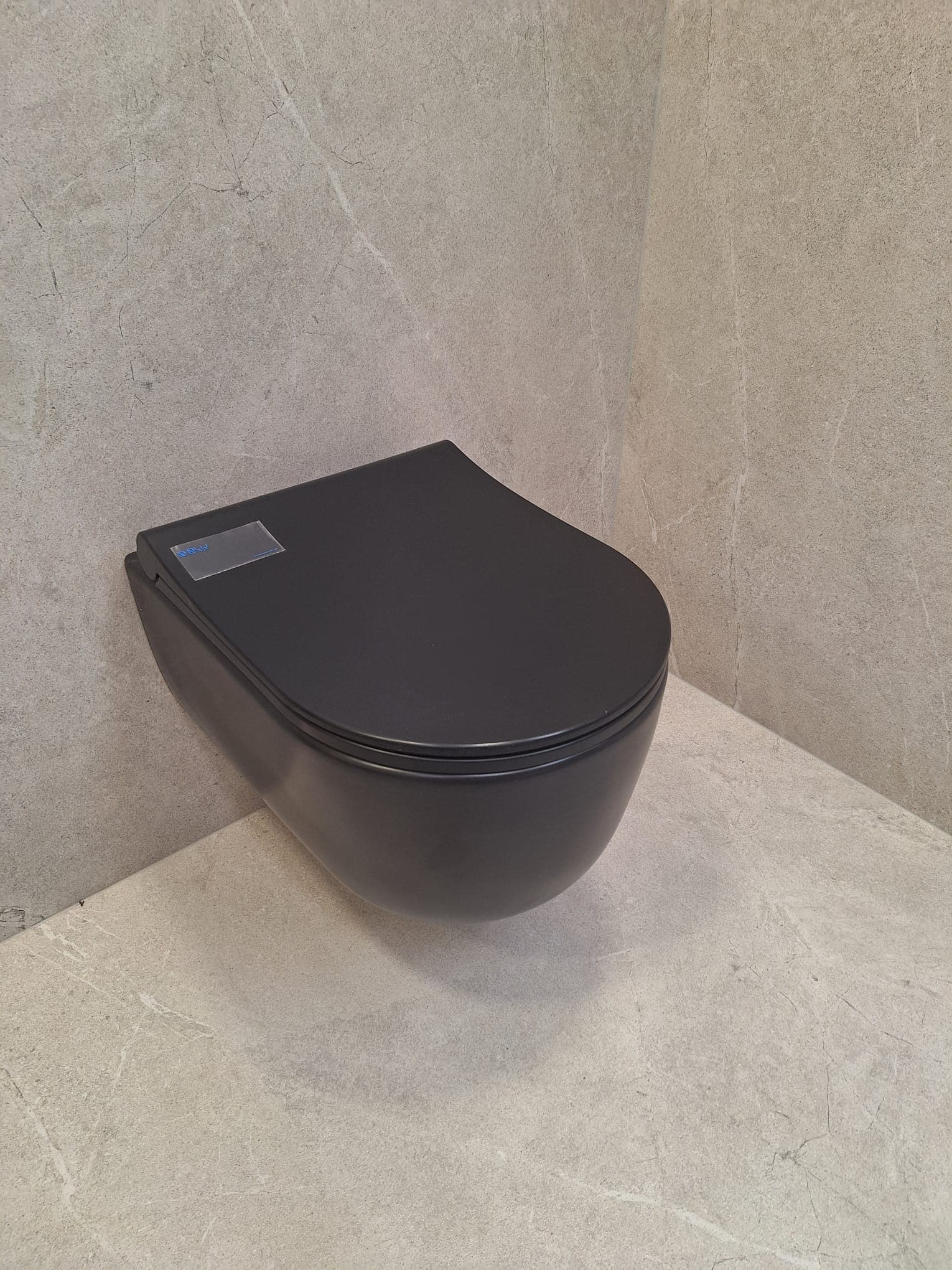 IO ELBA SLIM deska wc duroplast wolnoopadająca zawias metalowy z funkcją łatwego wypinania, mat czarny DW.ELB.CZ.A336.04 *W  **ekspo - Powystawowy Piotrków Trybunalski