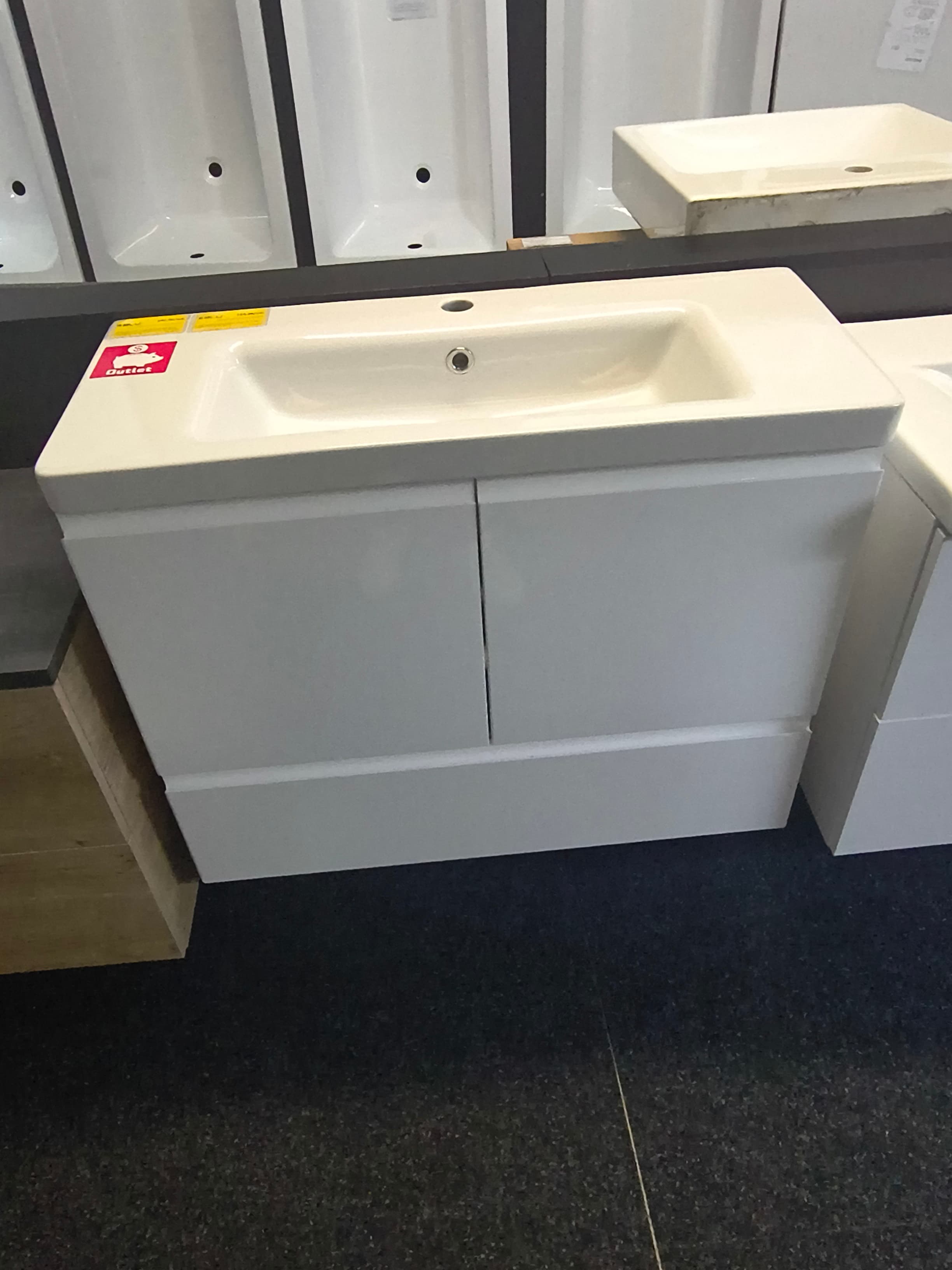 IO Skala Szafka podumywalkowa wisząca 80 cm kolor biały  SPW.784.550.341.BP  * W - Powystawowy Mińsk Mazowiecki