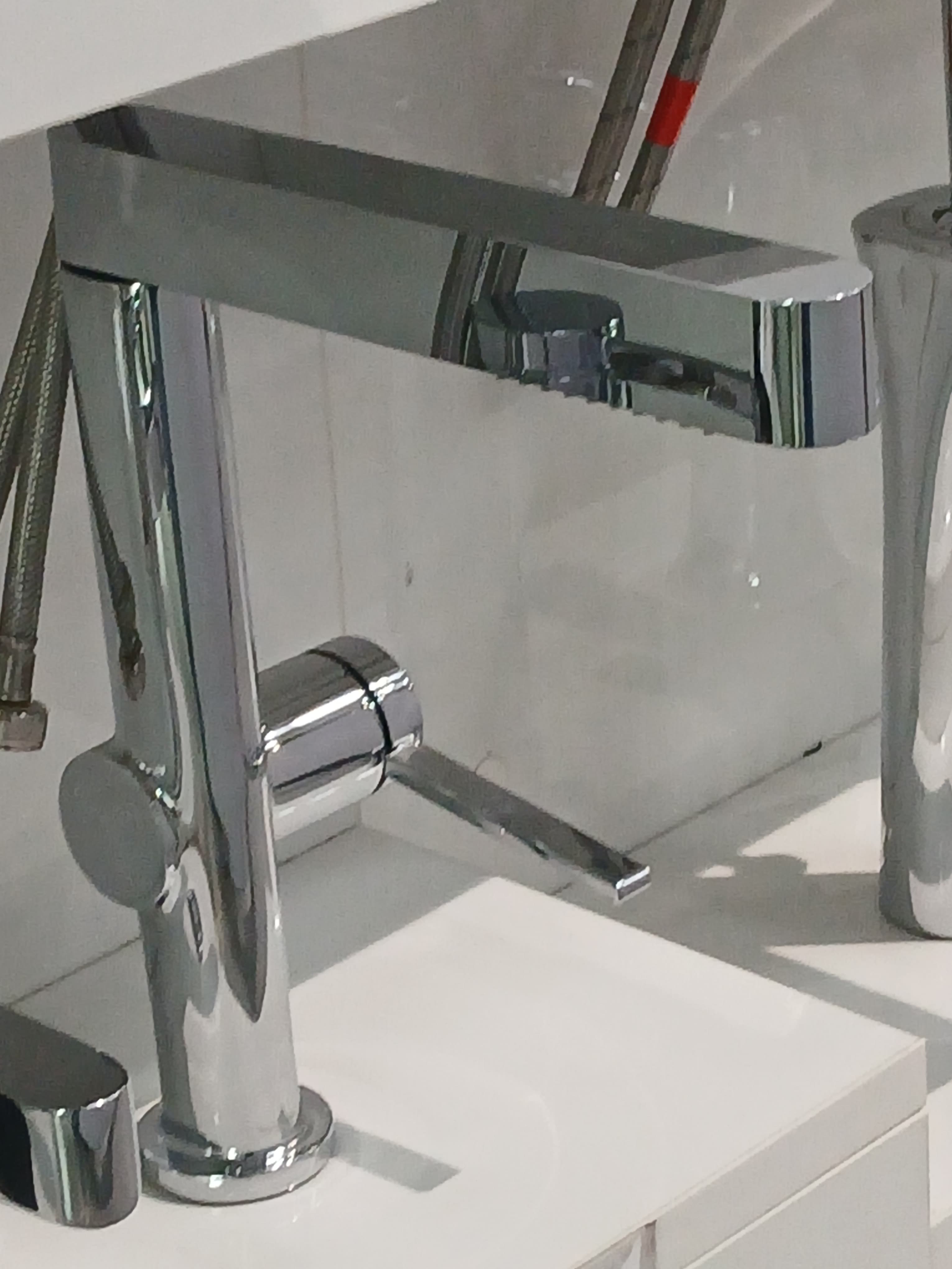 HANSGROHE 76063000 FINORIS bat. umyw. 230 z wyciąganą wylewką 2jet i kompletem odpływowym Push-Open Chrom - Powystawowy Białystok