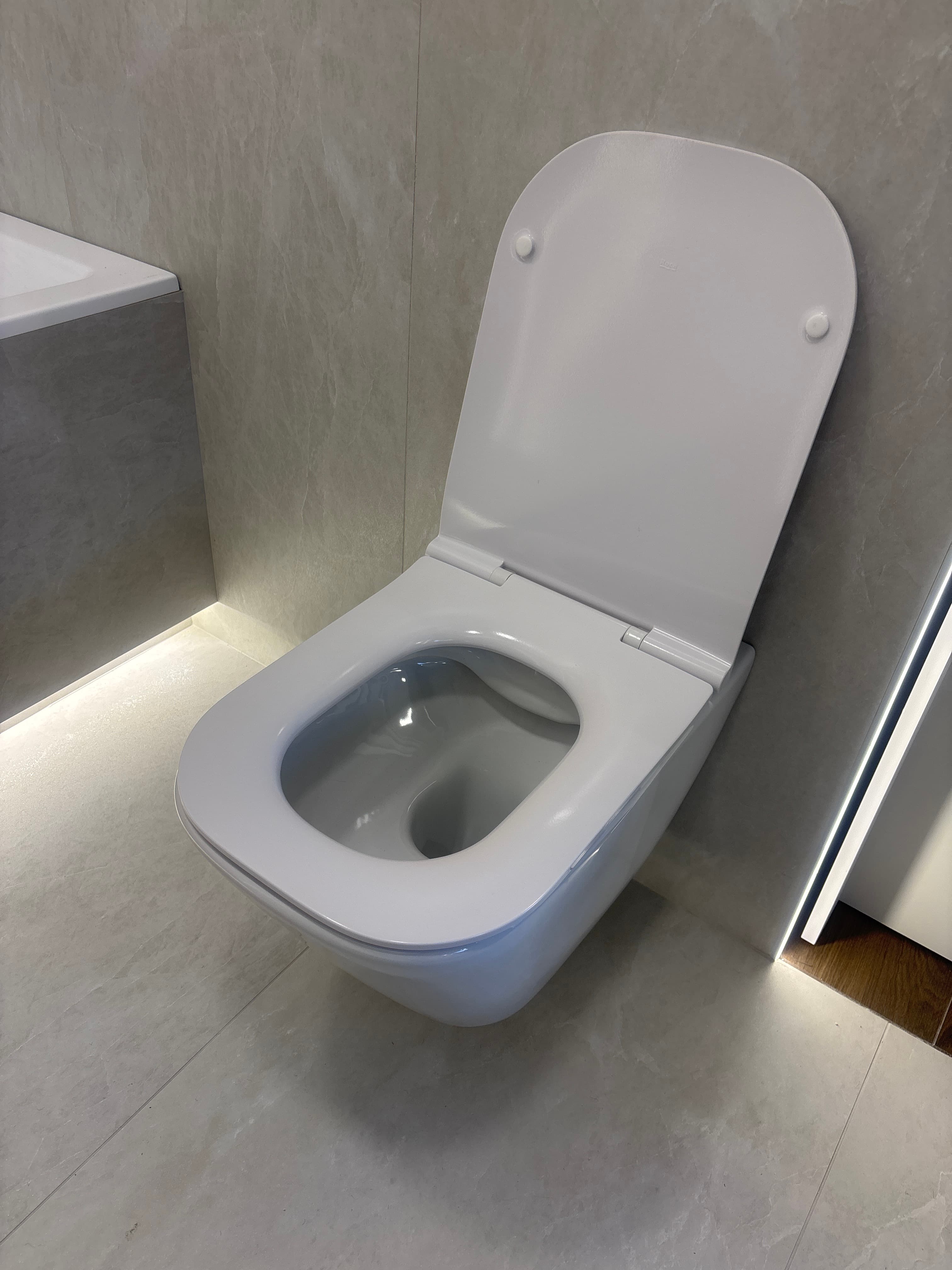 ROCA GAP SQUARE RIMLESS ZESTAW Miska WC podwieszana Rimless + deska wolnoopadająca ultraslim duroplast  A34H472000  *12 - Powystawowy Łódź Pojezierska