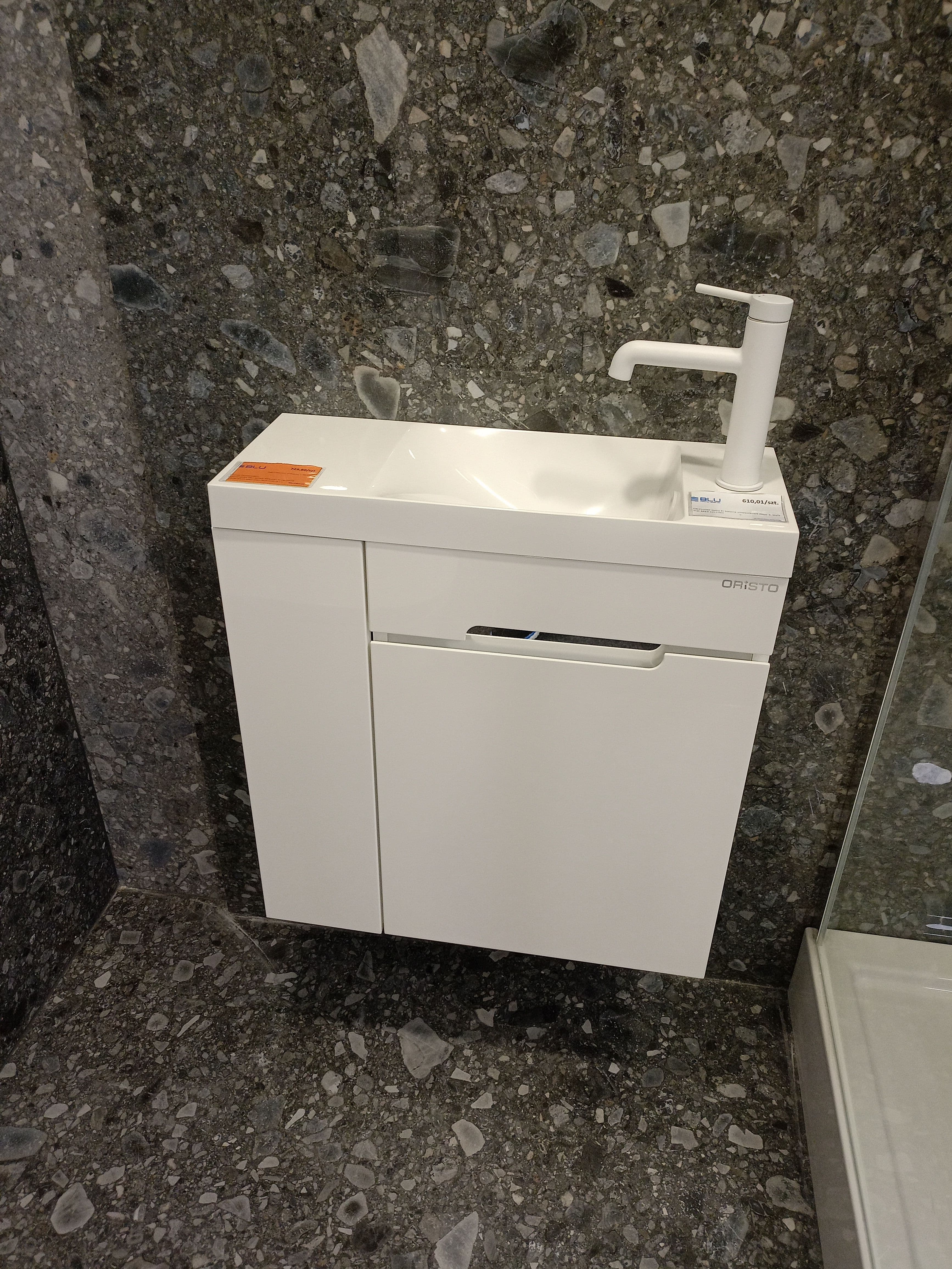 ORISTO SILVER UNI - ZESTAW MEBLOWY 55 CM DWOJE DRZWI KOLOR BIAŁY LEWA OR33-ZD2D-55-1-L - Powystawowy Suwałki