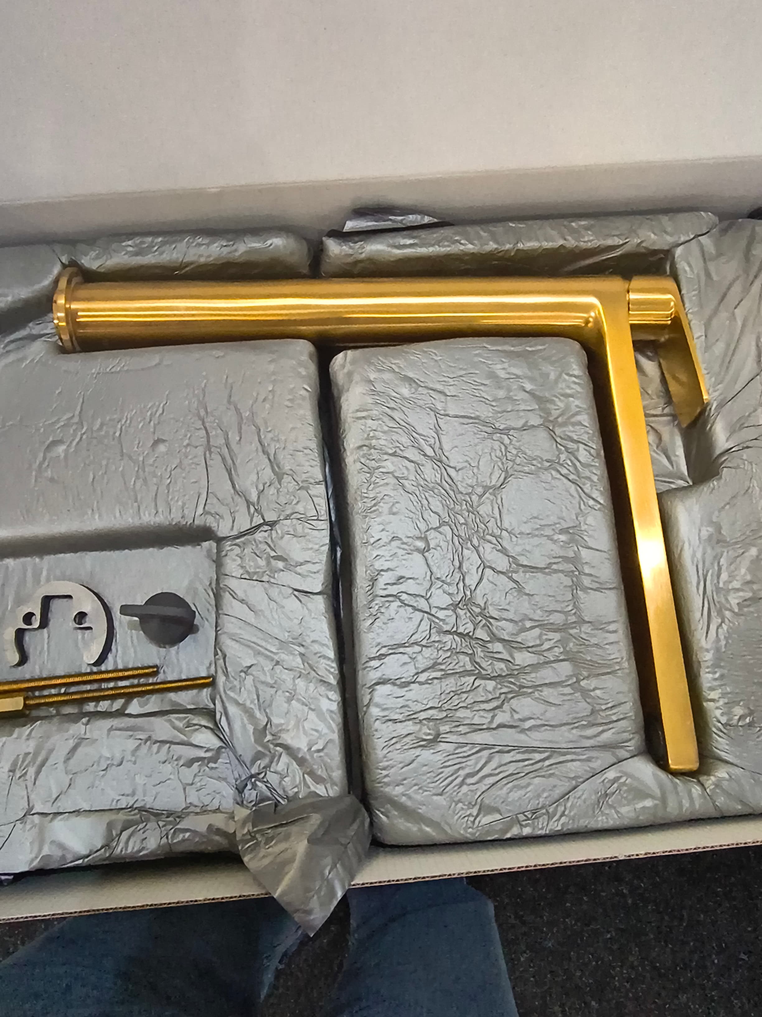 *nie używać* DEFTRANS 291-D-08002 MO-RE TWIG D80 78x60x43 0D2S 0NW ASM 1724 KORPUS: CZARNY MAT NO FINGER FRONT: CZARNY MAT NO FINGER   * nowy  kod  291-D-08008  **ekspo - Powystawowy Mińsk Mazowiecki