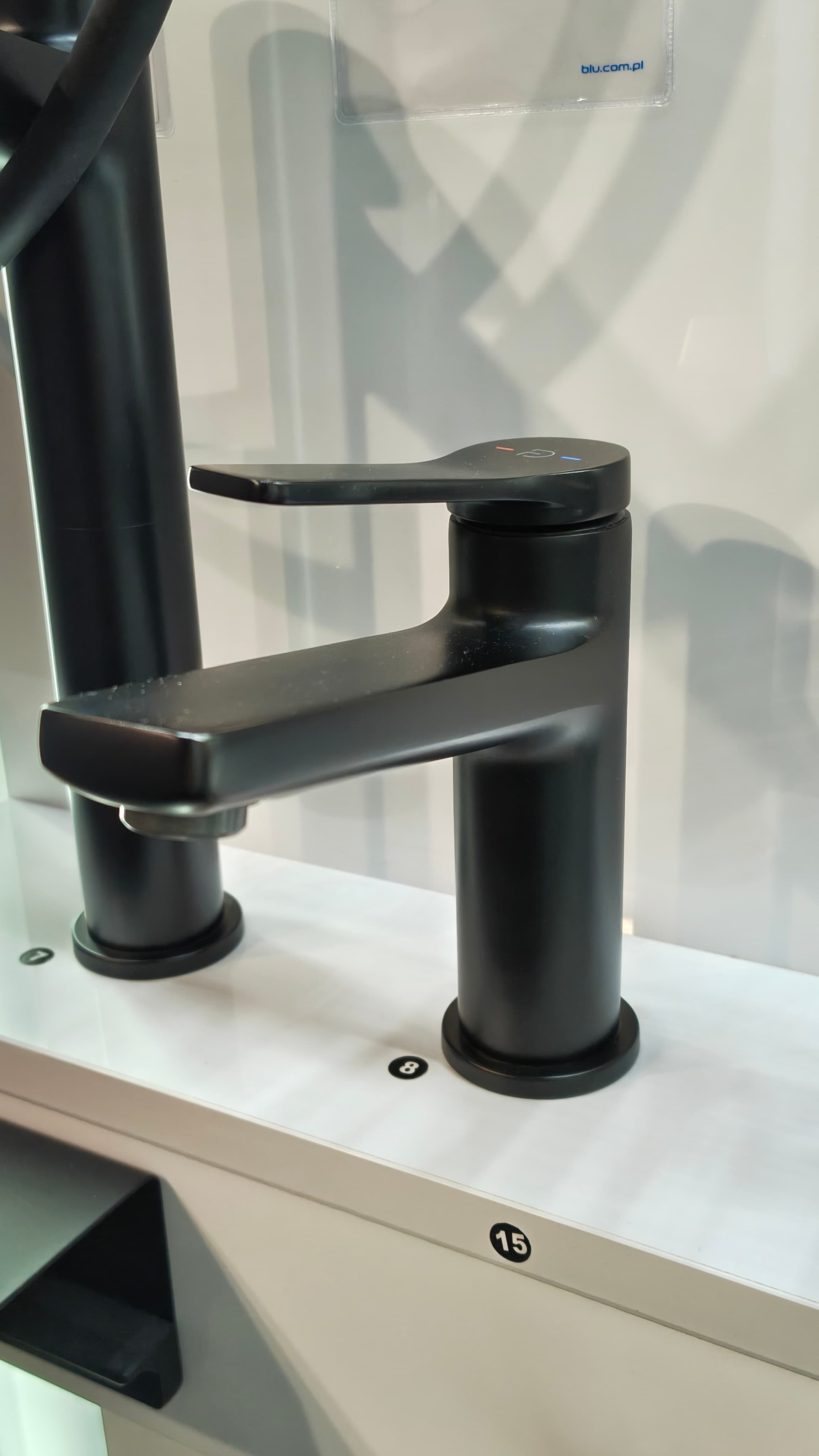 FDESIGN SEPPIA Bateria umywalkowa stojąca  w komplecie z korkiem click-clack czarny FD1-SPA-2-22 - Powystawowy Poznań