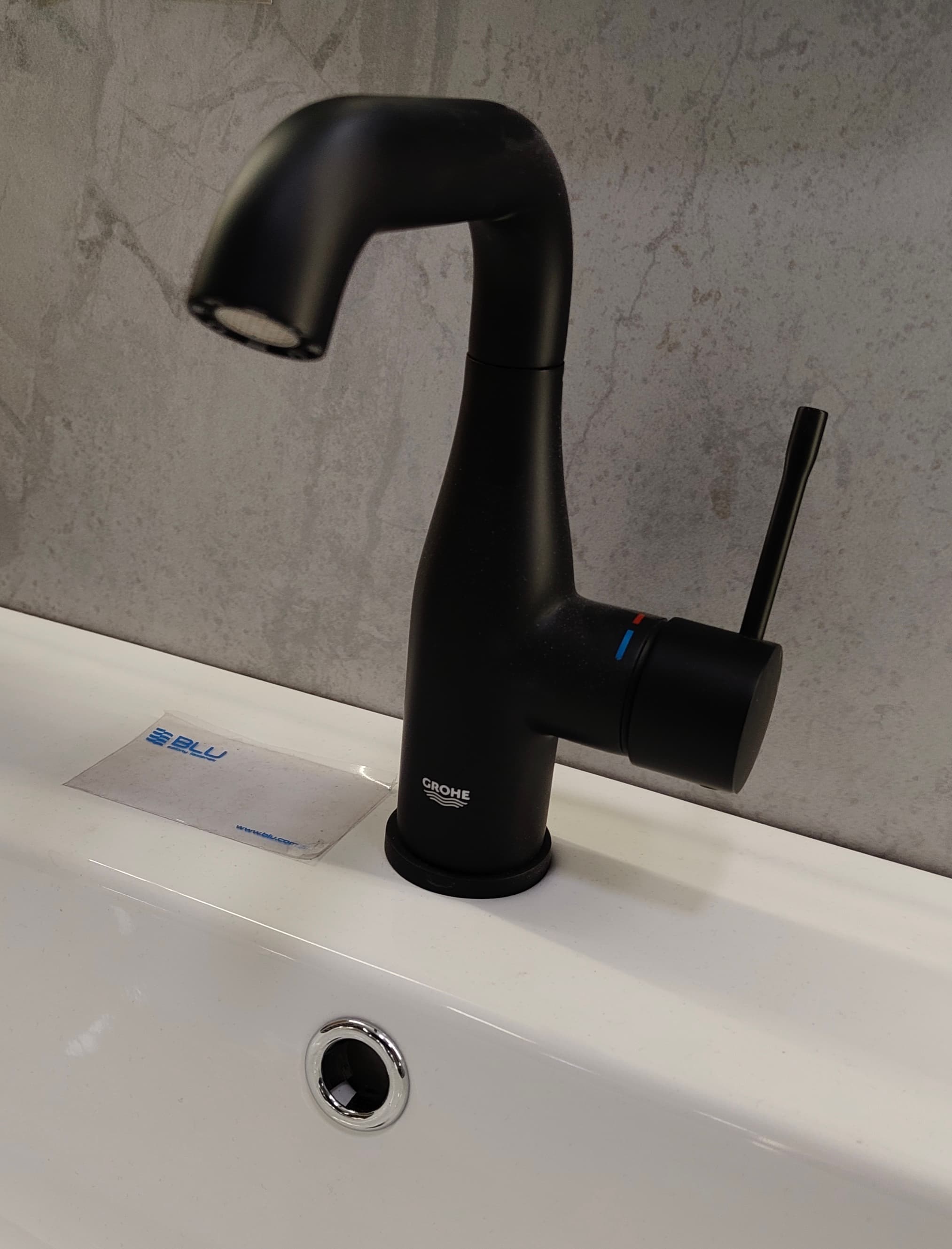 GROHE ESSENCE Bateria umywalkowa, Rozmiar M 24176KF1 phantom black - Powystawowy Siedlce