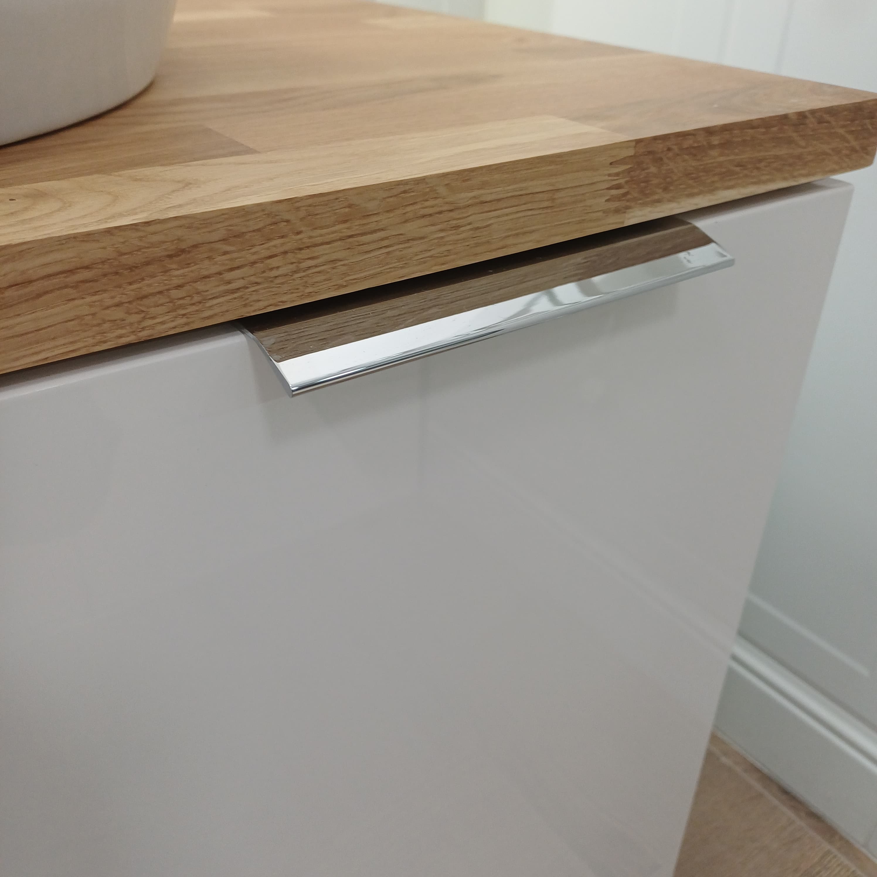 IO Modular uchwyt L- 168 czarny mat UM.CM.168.43.10 ( pasuje do mebli serii WOOD ) *W **ekspo - Powystawowy Inowrocław