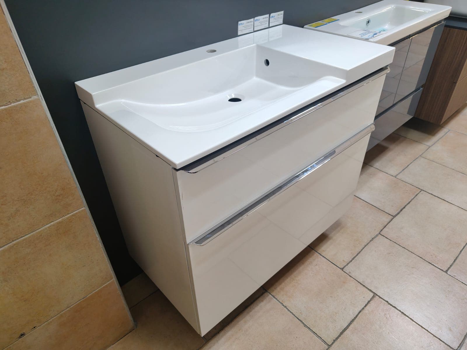 ELITA RE010700028060 167026 SZAFKA LOFTY 70 2S WHITE HG PDW *4 - Powystawowy Nowy Sącz