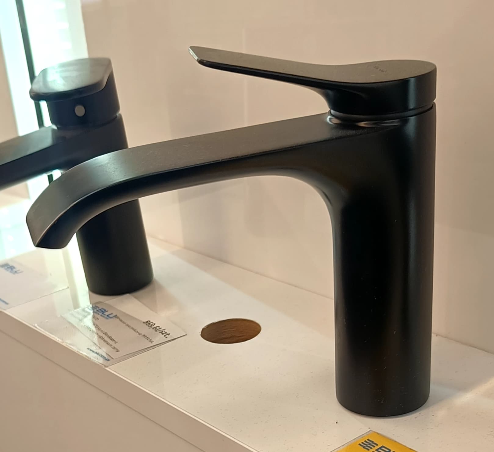 HANSGROHE 75022670 Vivenis Jednouchwytowa bateria umywalkowa 110 bez kompletu odpływowego Czarny Matowy **ekspo - Powystawowy Zielona Góra