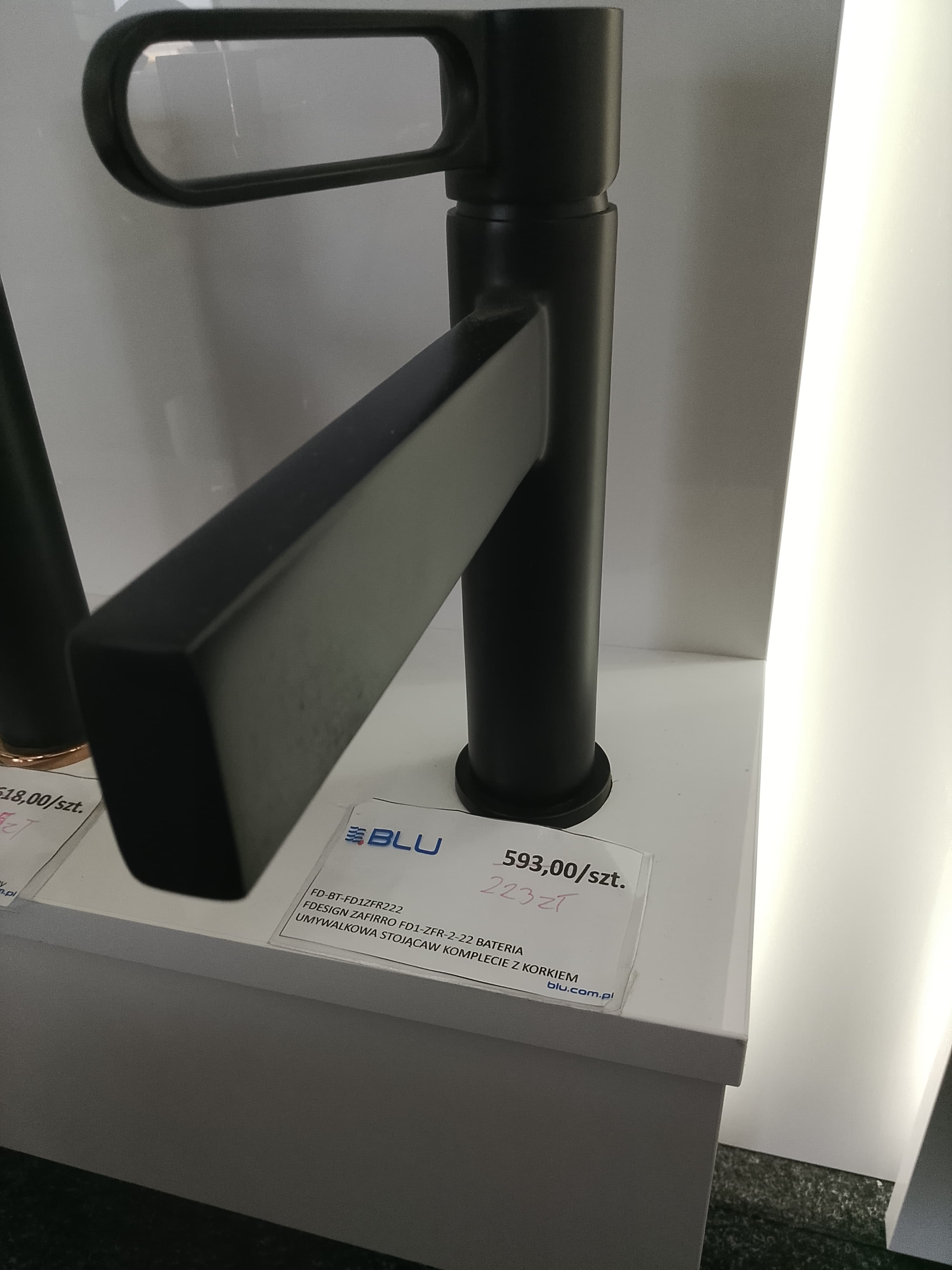 FDESIGN ZAFIRRO FD1-ZFR-2-22 BATERIA UMYWALKOWA STOJĄCA W KOMPLECIE Z KORKIEM CLICK-CLACK - Powystawowy Kalisz