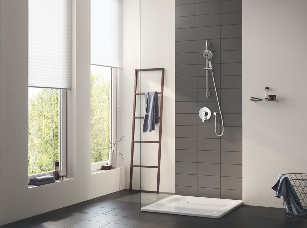 GROHE 24063001 LINEARE bat.natrysk chrom **ekspo - Nowy Zduńska Wola